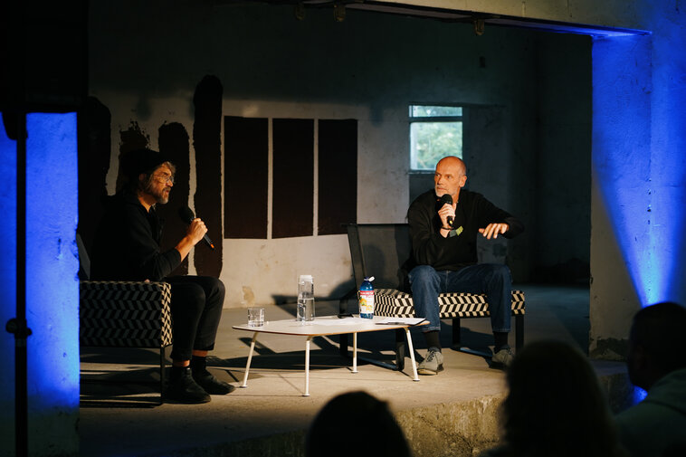 Dan Bárta v Přímé řeči: Už jako dítě jsem nejraději běhal se síťkou. Ale talentu se neubráníš…