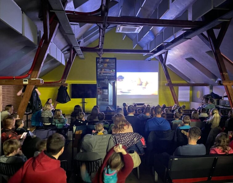 Sezonu na Poli designu odstartují kočky